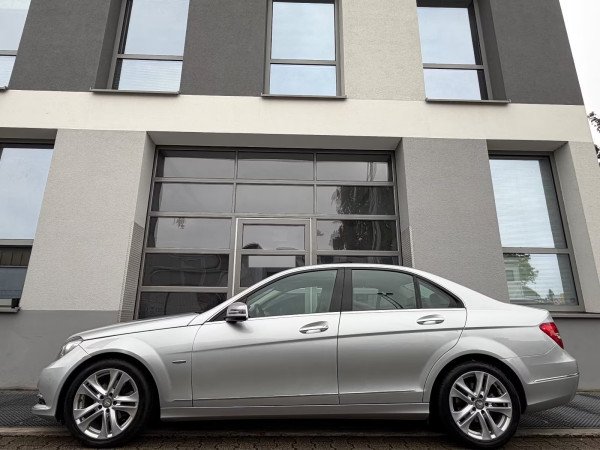 2012  Mercedes-Benz C 180 CGI*AUT*T-LEDER*MEMORY*GLASDACH*WINTER*