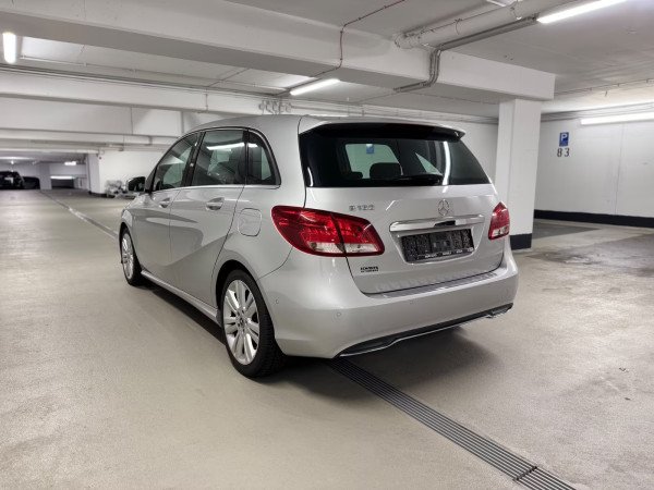 2015 Mercedes-Benz B 180 "Style"
