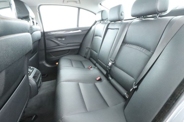 BMW Série 5 530d Luxury BVA8