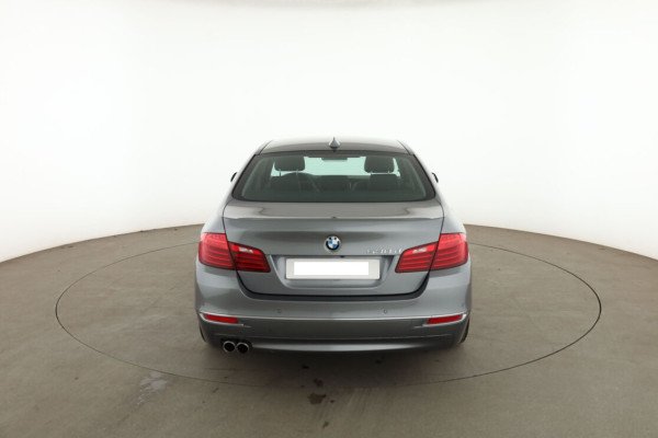BMW Série 5 530d Luxury BVA8