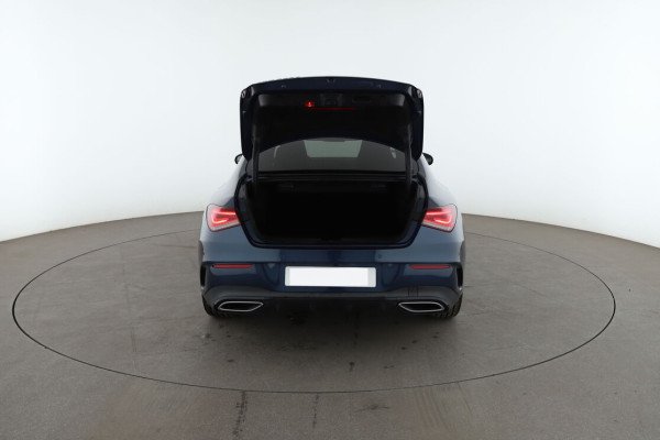 Mercedes-Benz CLA 200 d AMG Line 8G-DCT