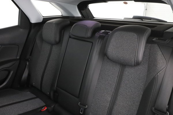 Peugeot 3008 1.6 Blue-HDi Allure Business EAT6