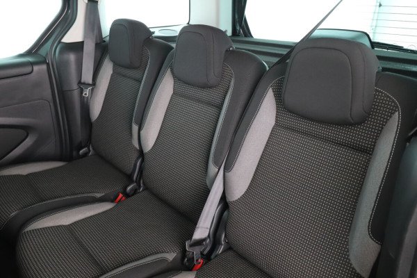Peugeot Partner 1.2 PureTech Outdoor