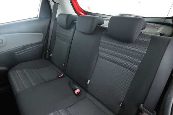 Toyota Yaris 1.0 VVT-i France