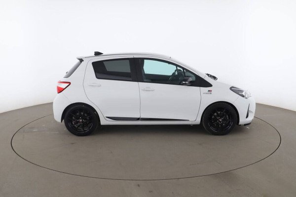 Toyota Yaris 1.5 Hybrid GR Sport location voiture